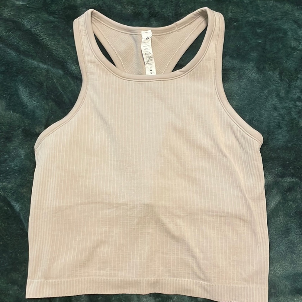 Lulu Lemon crop top